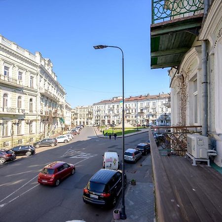 Vintage Apart On Ekaterininskaya Sq. 9 Odessa Dış mekan fotoğraf