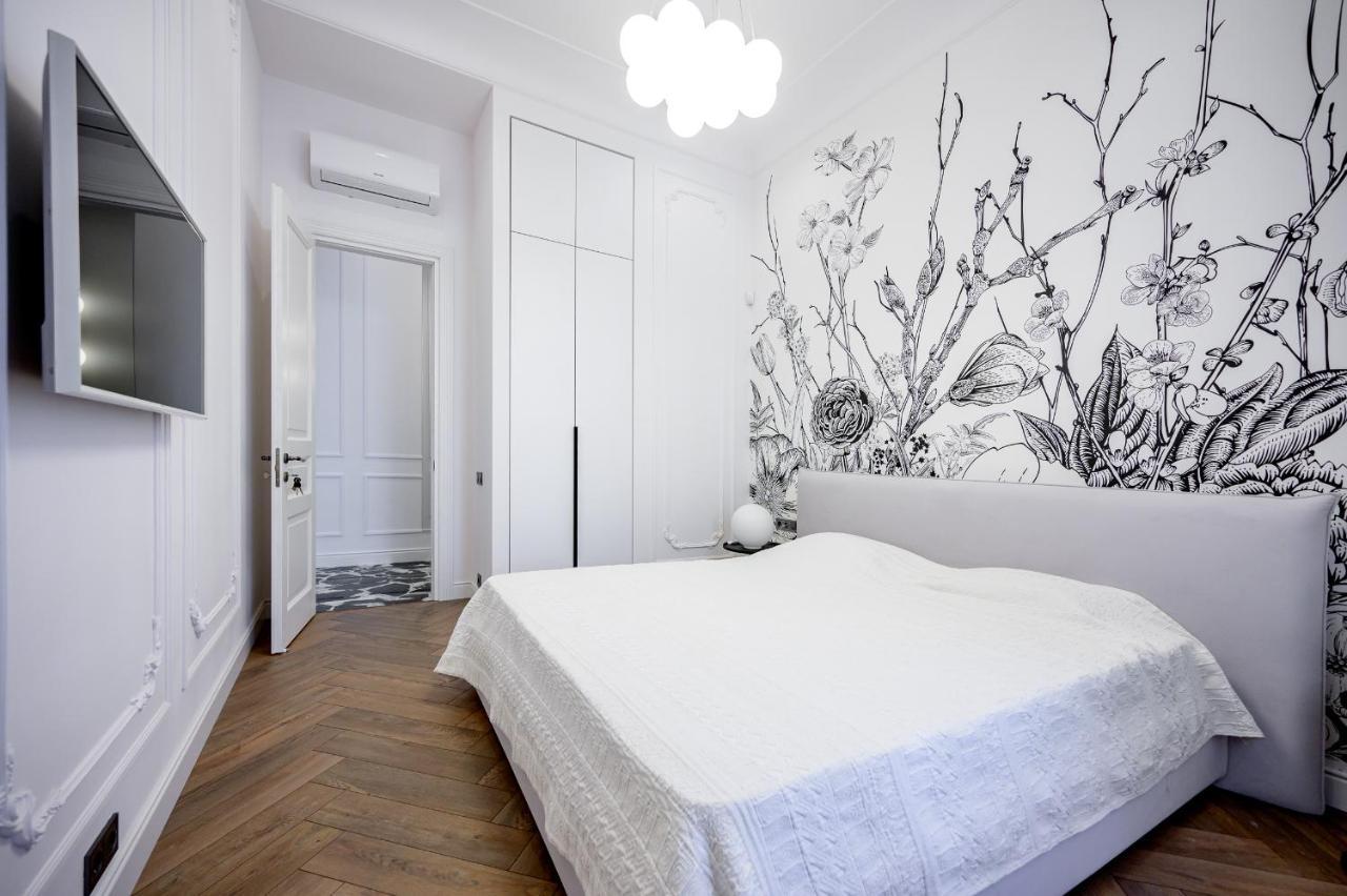 Vintage Apart On Ekaterininskaya Sq. 9 Odessa Dış mekan fotoğraf