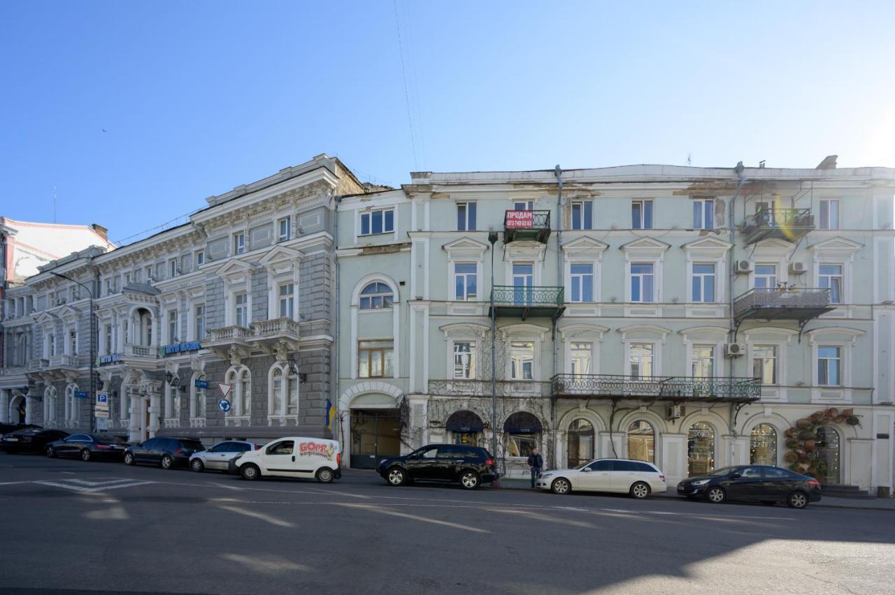 Vintage Apart On Ekaterininskaya Sq. 9 Odessa Dış mekan fotoğraf